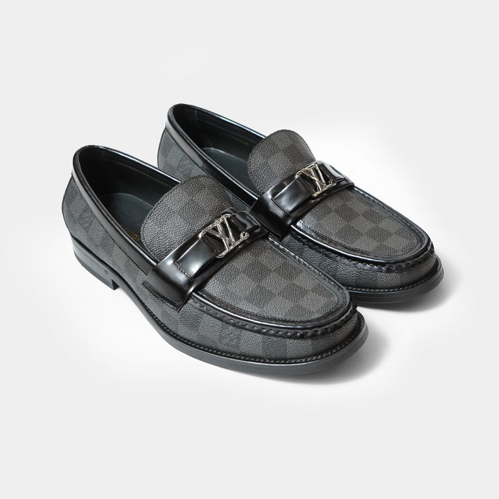 Louis Vuitton Signature Estate Gray Checked Major Loafer