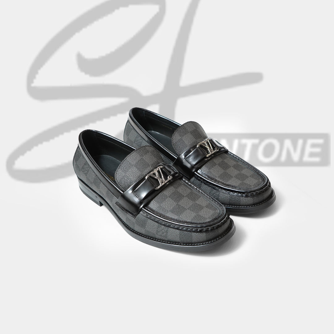 Louis Vuitton Signature Estate Gray Checked Major Loafer