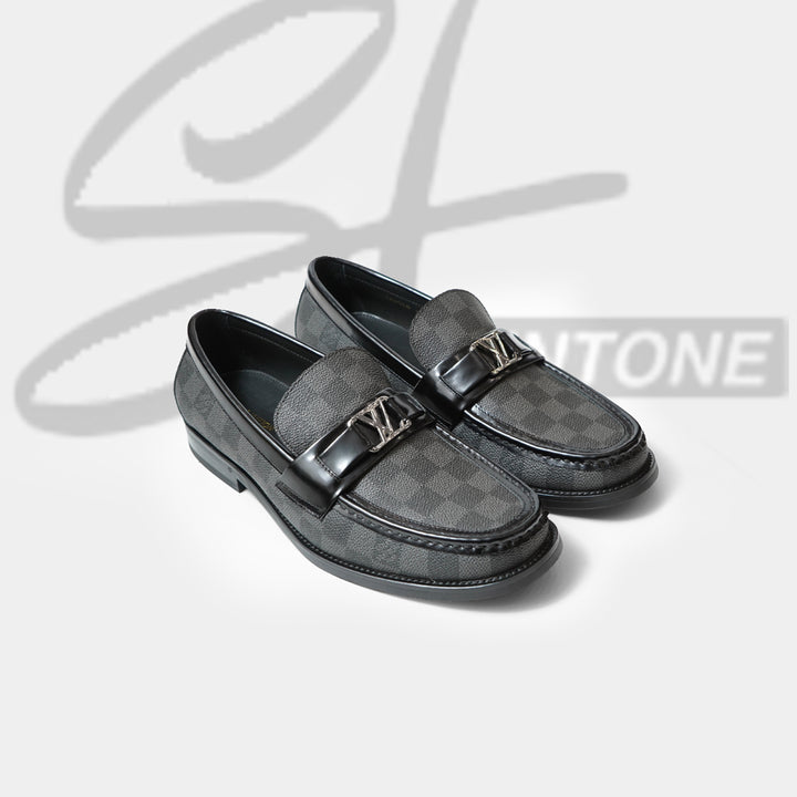 Louis Vuitton Signature Estate Gray Checked Major Loafer
