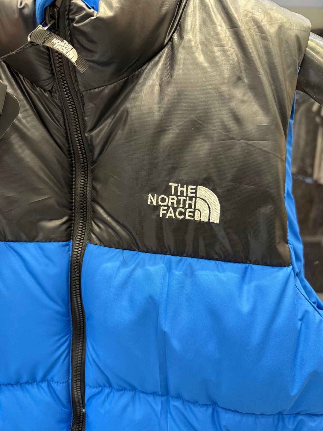The North Face Men’s Puffer Sleeveless Jacket
