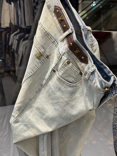 Light Grey Washed Jeans – LV Inspired Logo Pocket | Luxury Denim | Sintone