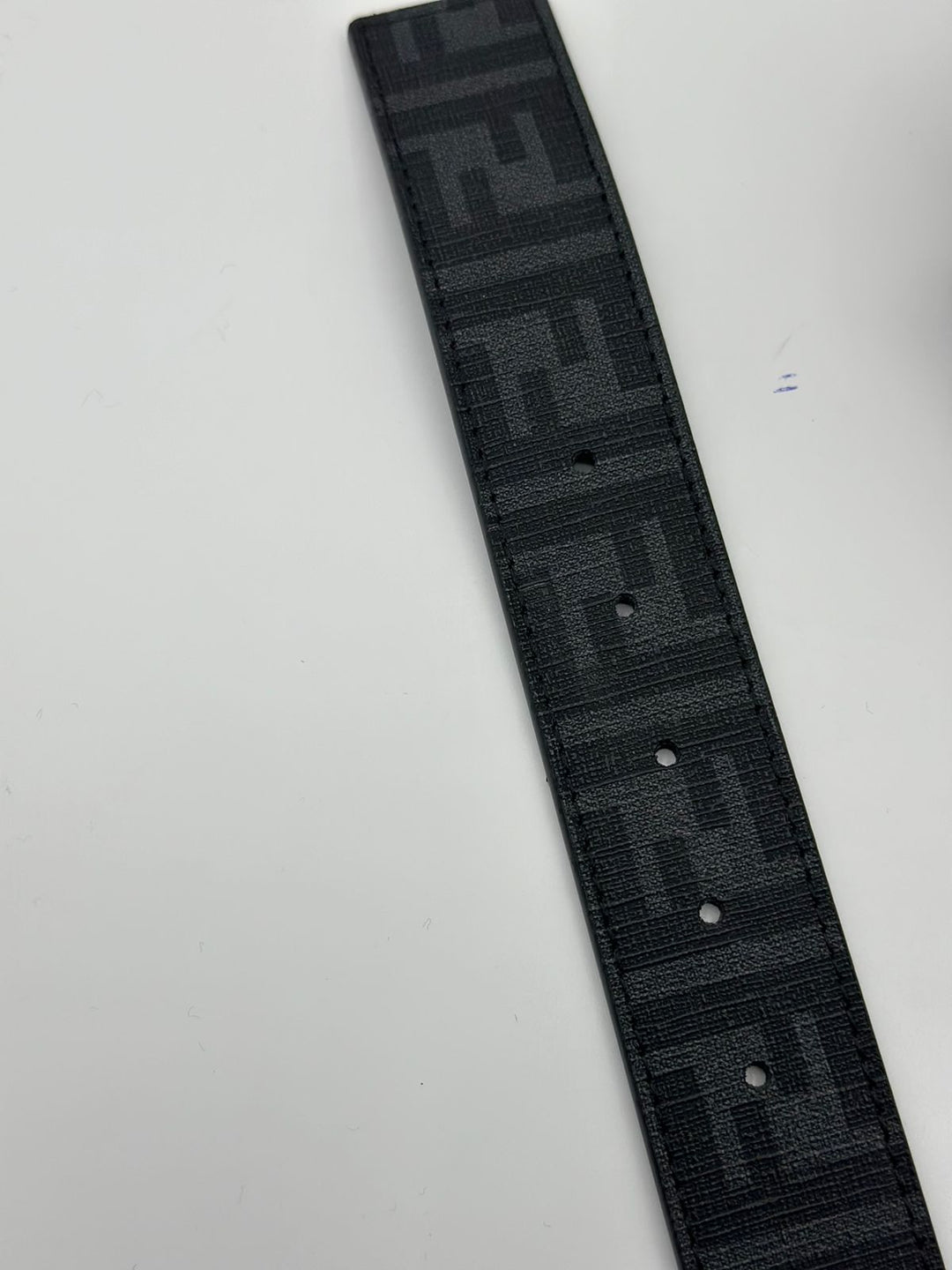 Fendi Genuine Black Leather Signature Sliver Belt