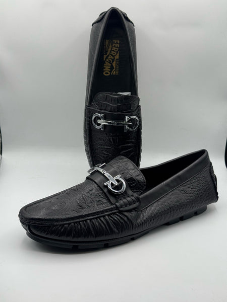 Ferragamo Premium Quality Black Loafer With Buckle