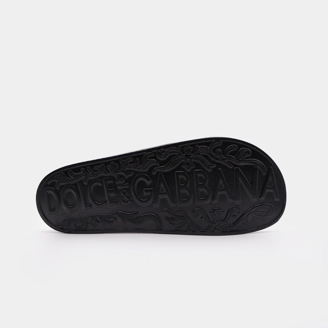 d&g all over logo embellished premium quality black medicated soft slipper d&g all over logo embellished premium quality black medicated soft slipper