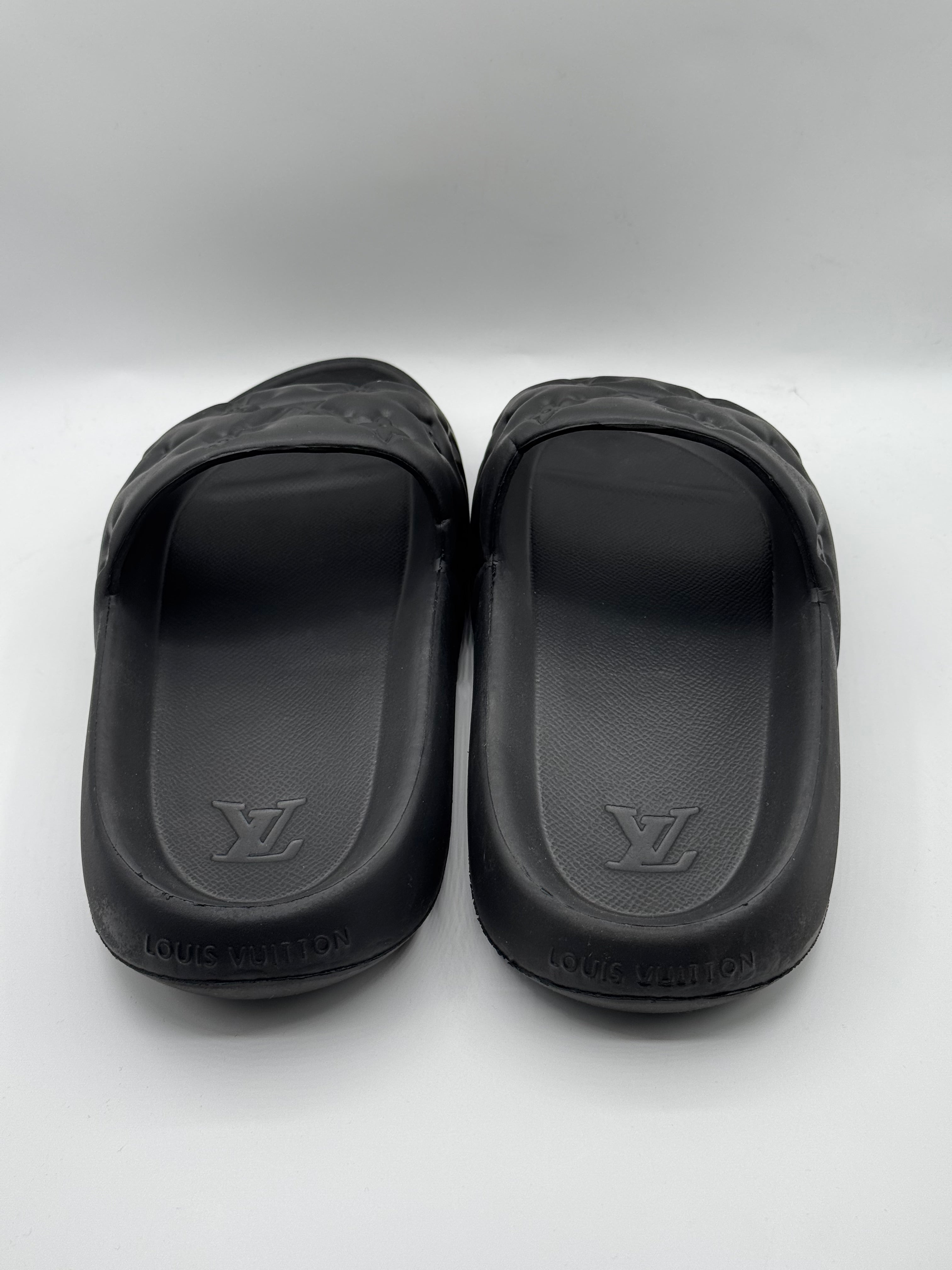 860B520D-D516-4847-9891-FC9CE381B5D1 Lv Medicated Black Slipper - Image 3