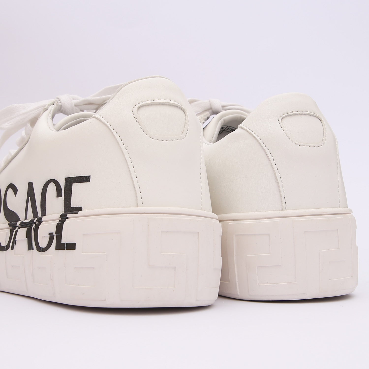 F0232559-9E1F-4F0C-857E-5D8D56AD771D Versace premium white Sneakers - Image 3