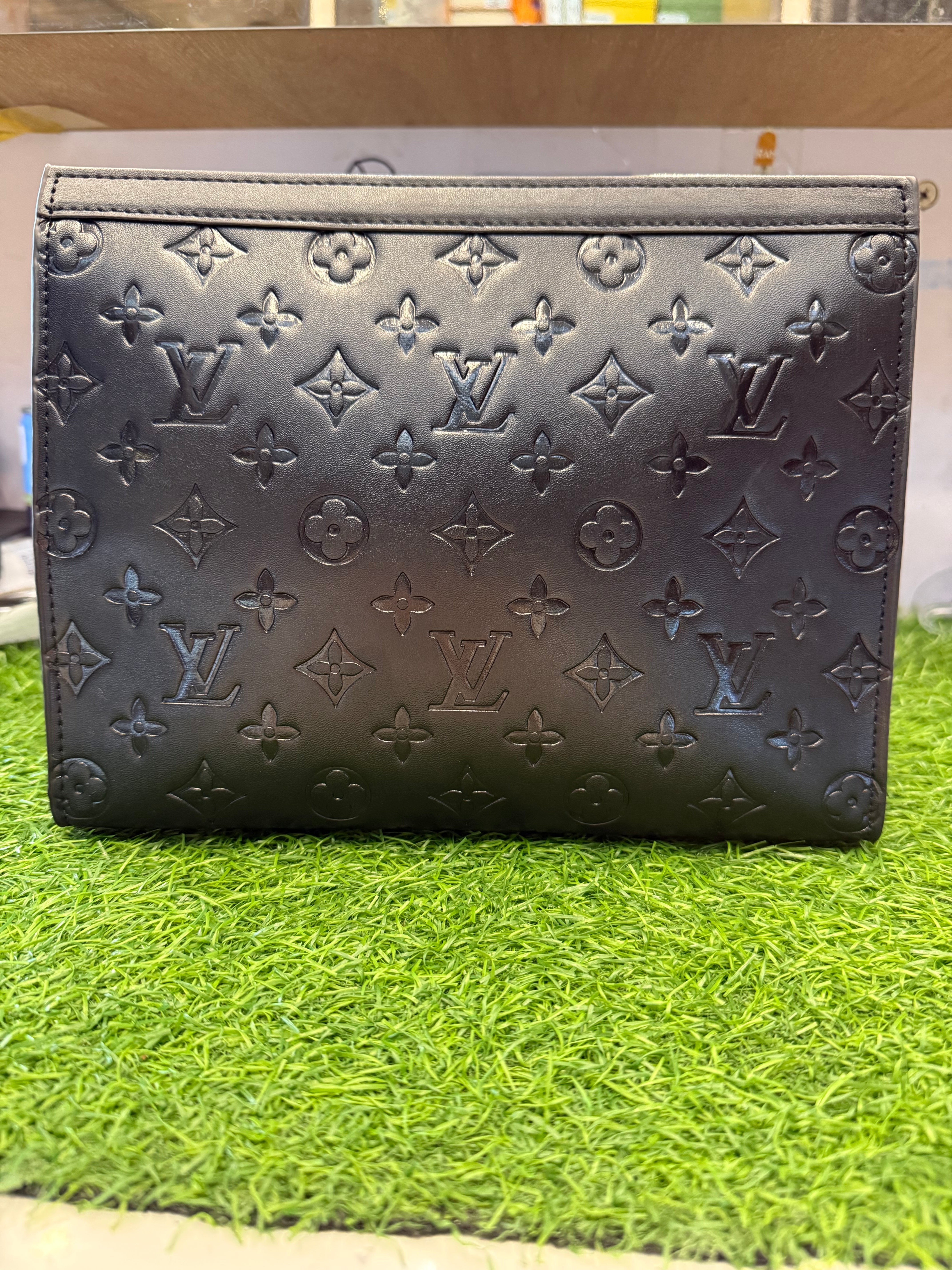 elegant men's black wristlet elegant men's black wristlet
