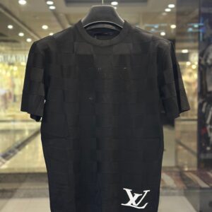louis vuitton men's black damier knit t shirt with logo