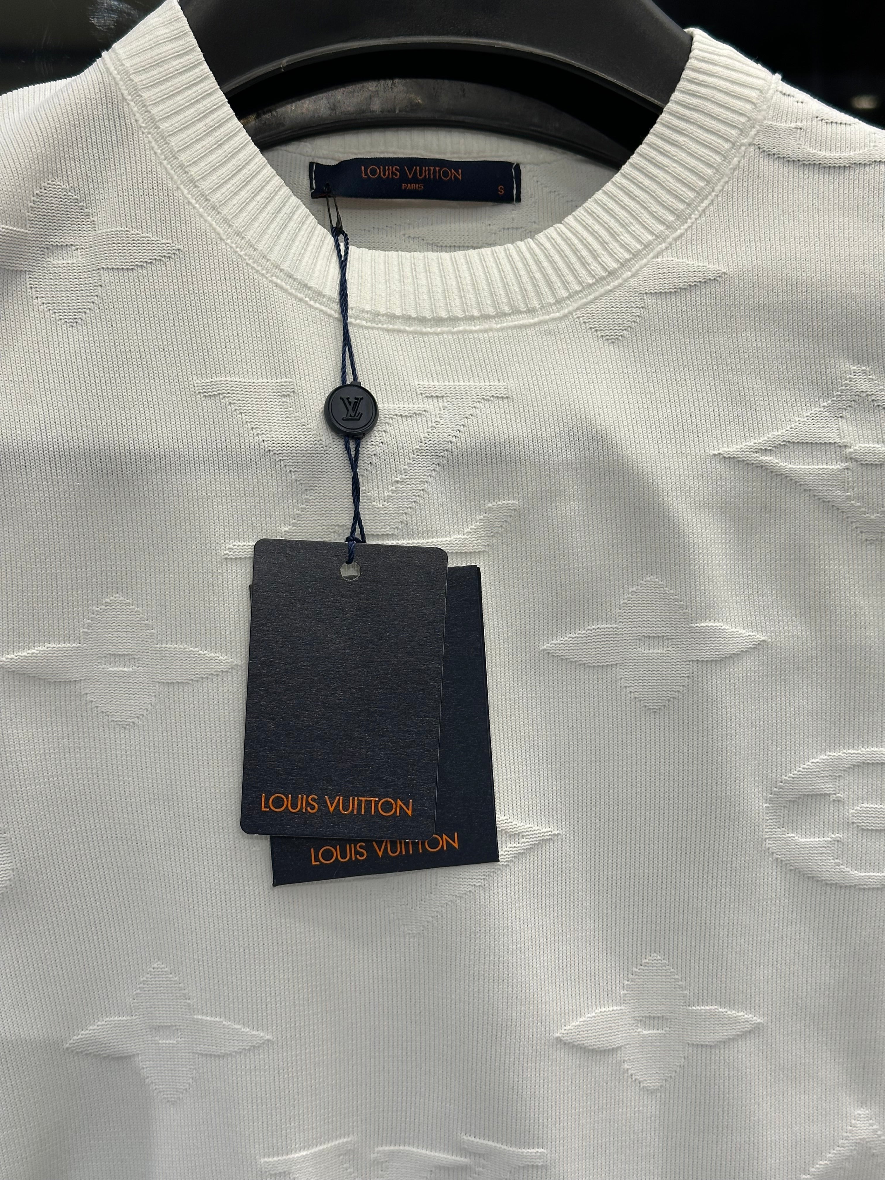 louis vuitton men's white monogram embossed luxury cotton t shirt louis vuitton men's white monogram embossed luxury cotton t shirt