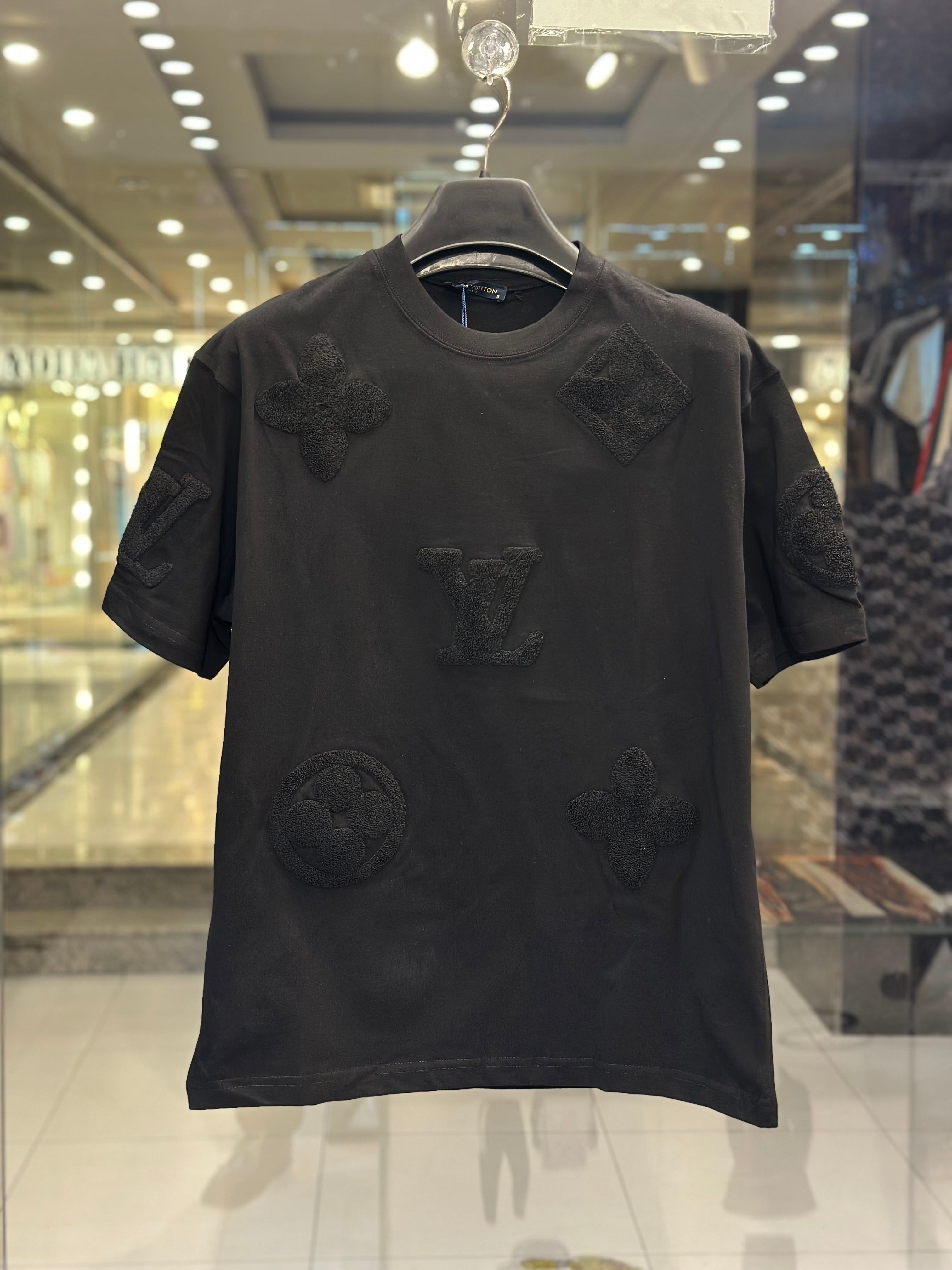louis vuitton men's black 3d monogram embossed cotton t shirt louis vuitton men's black 3d monogram embossed cotton t shirt