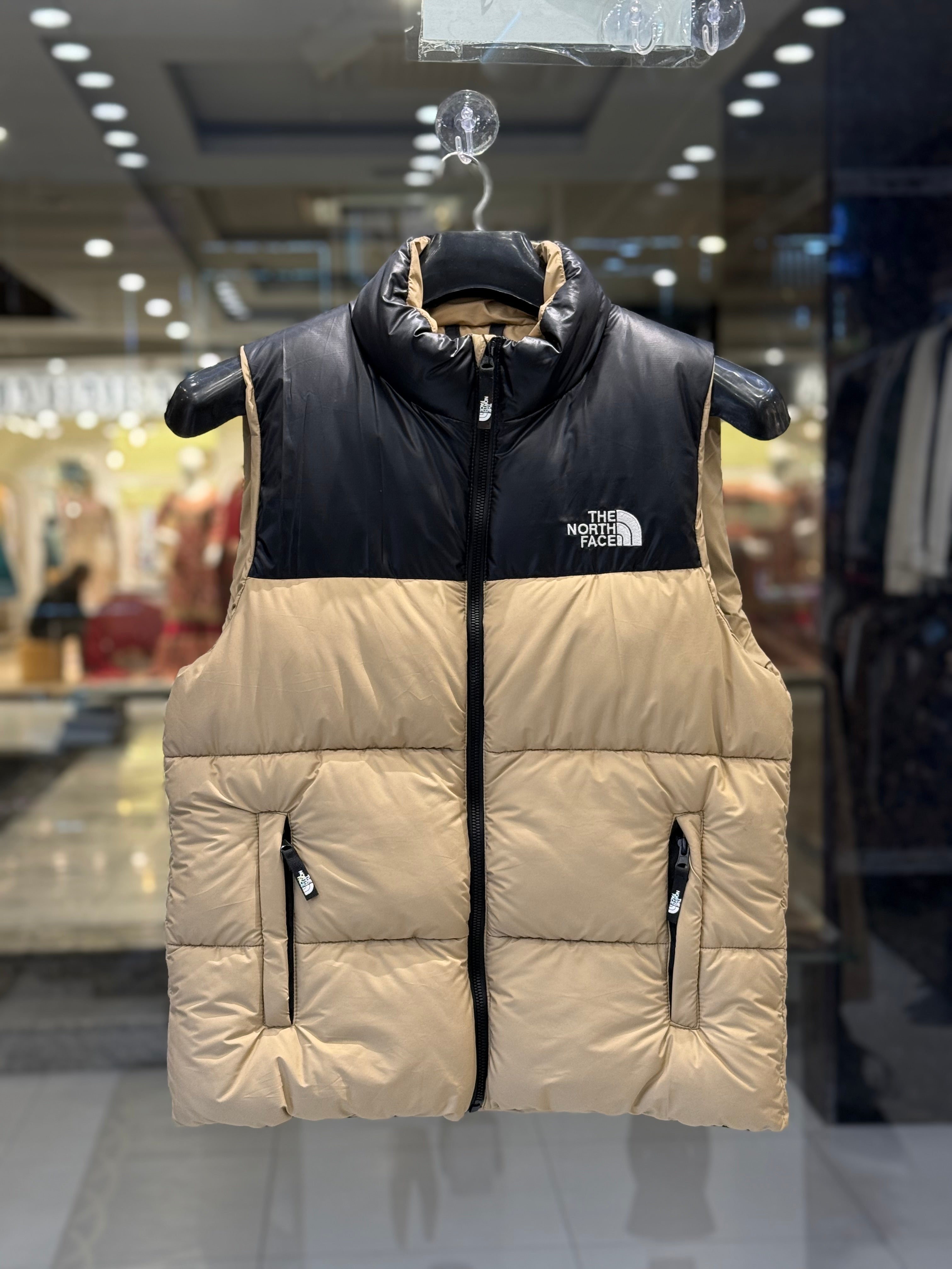 IMG_0670 The North Face Men’s Puffer Sleeveless Jacket | Beige & Black