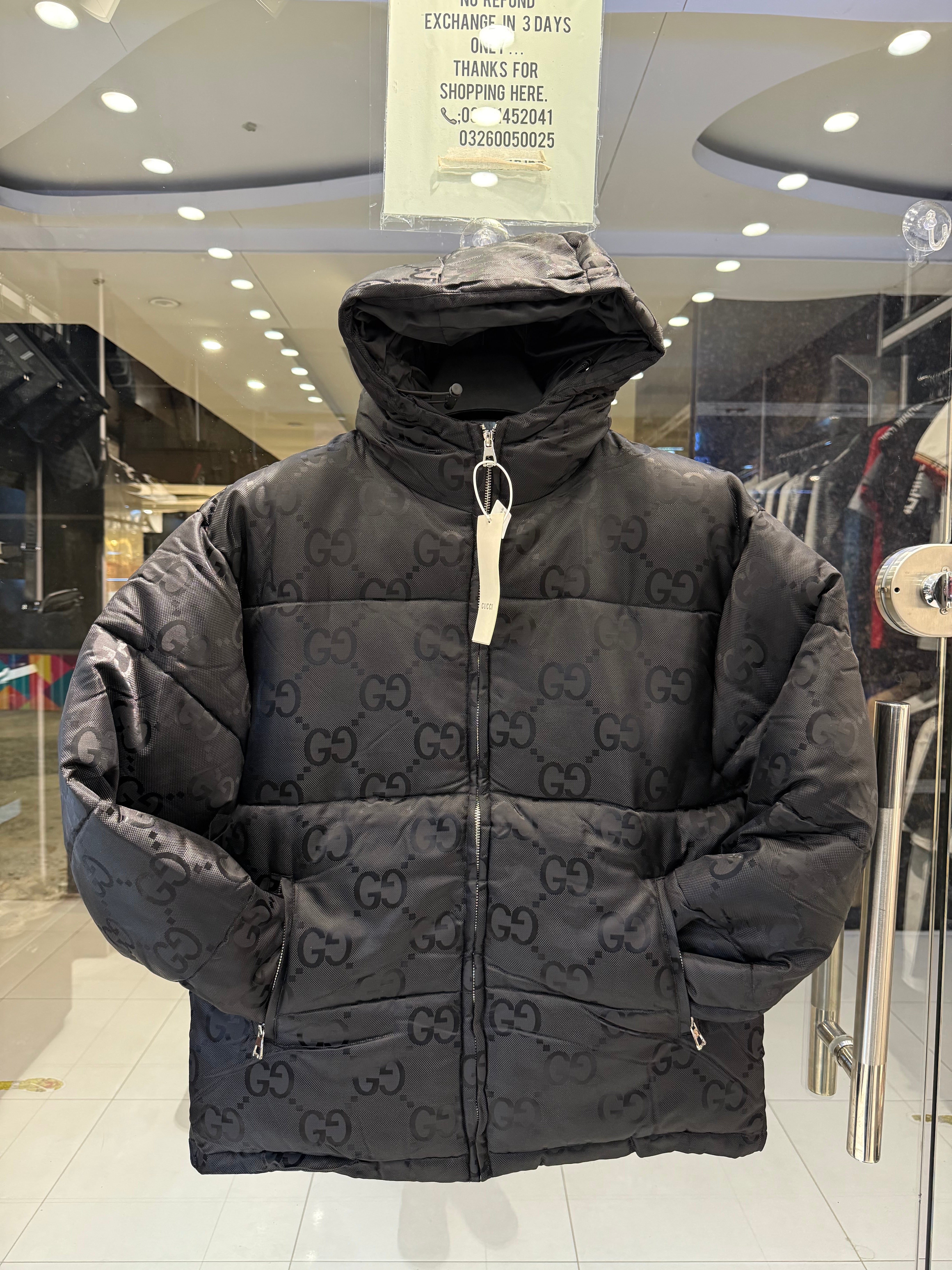 IMG_0845 Men’s Black Designer Puffer Sleeveless Jacket