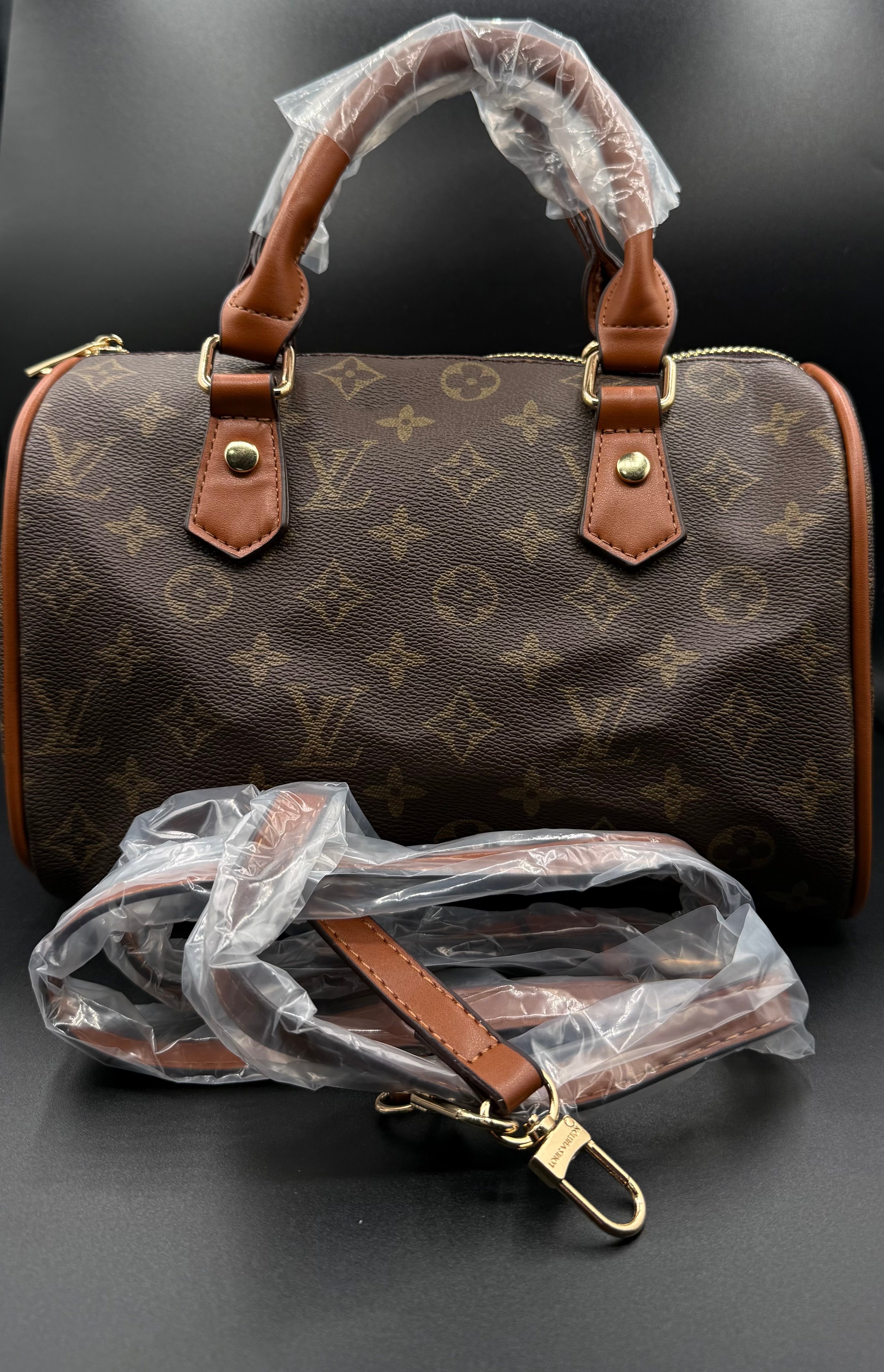 IMG_1620 LV-Inspired Monogram Speedy Bandoulière Premium Satchel Bag - Image 7