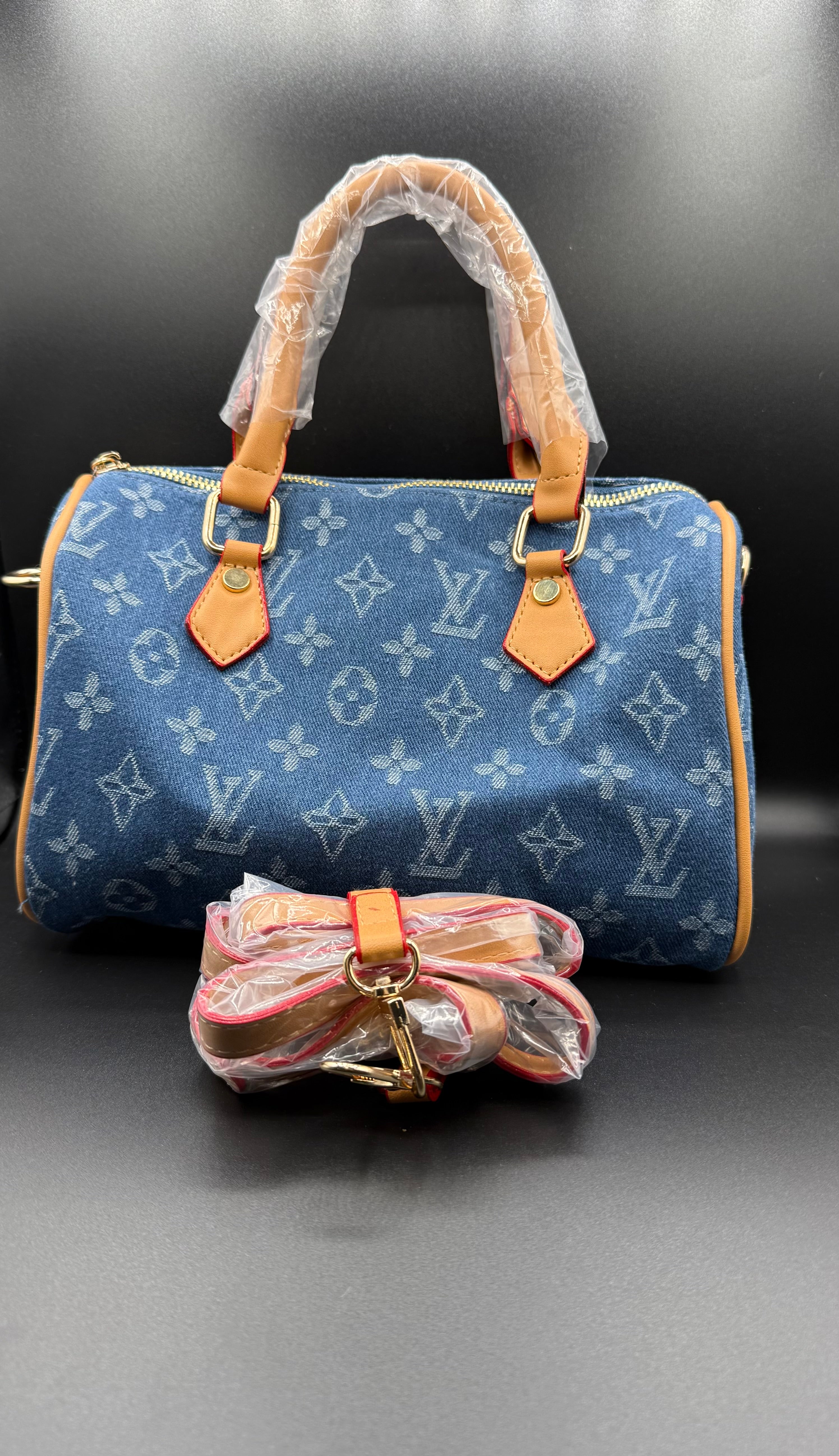 IMG_1632 LV-Inspired Monogram Speedy Bandoulière Premium Satchel Bag - Image 4