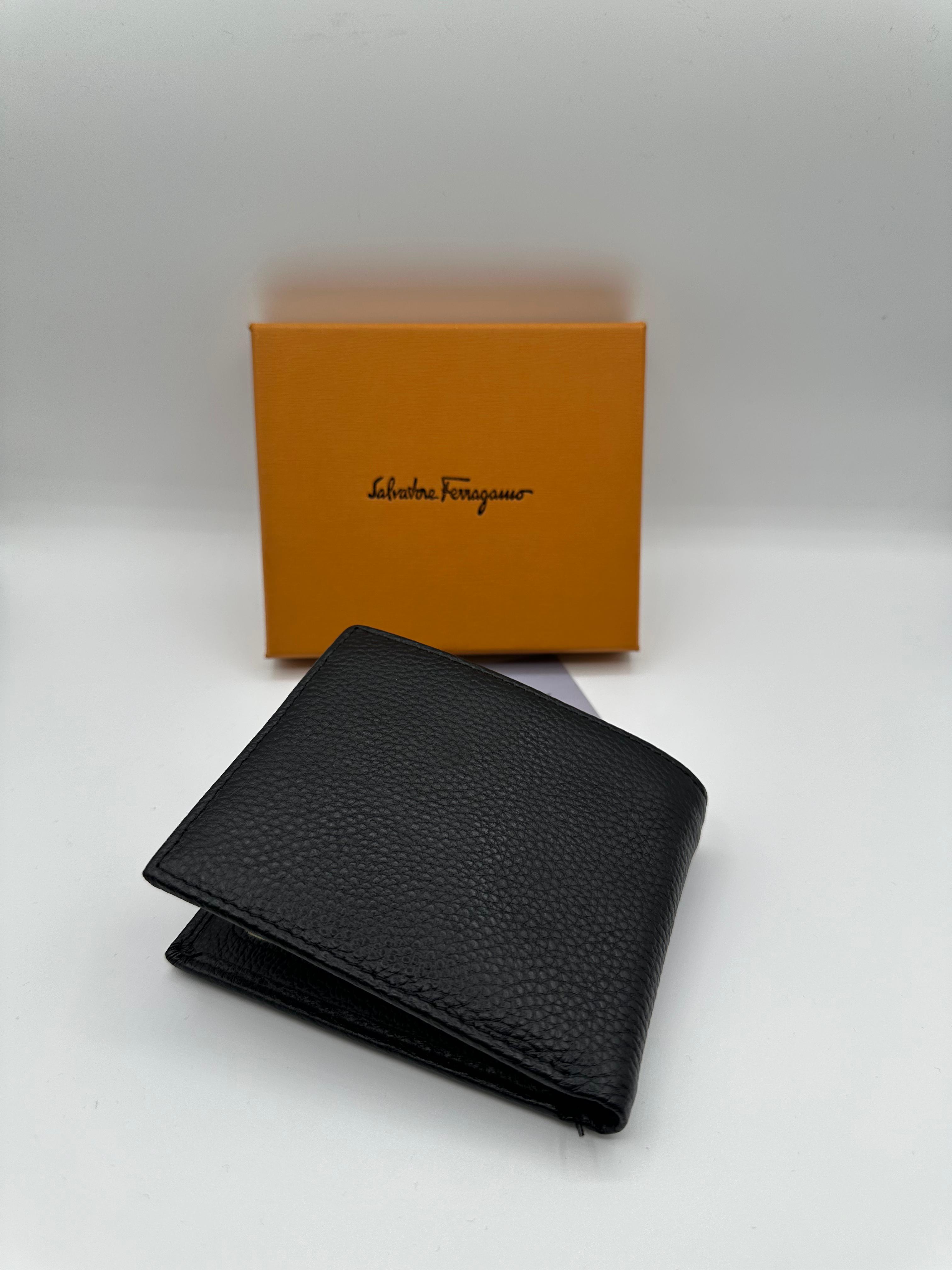 WhatsAppImage2024-08-07at01.05.52_1 Salvatore Ferragamo Premium Black Wallet - Image 3
