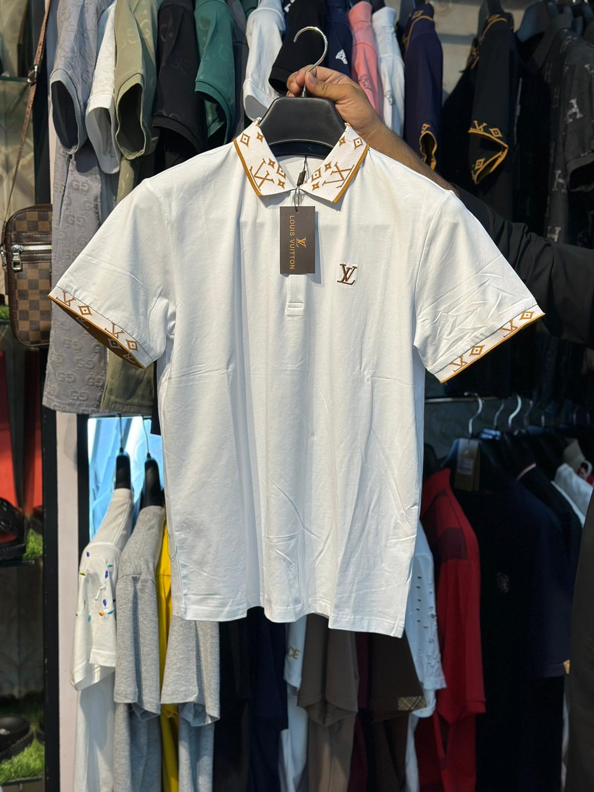 WhatsAppImage2024-08-12at23.53.36_2 LV Men Polo Shirt With logo