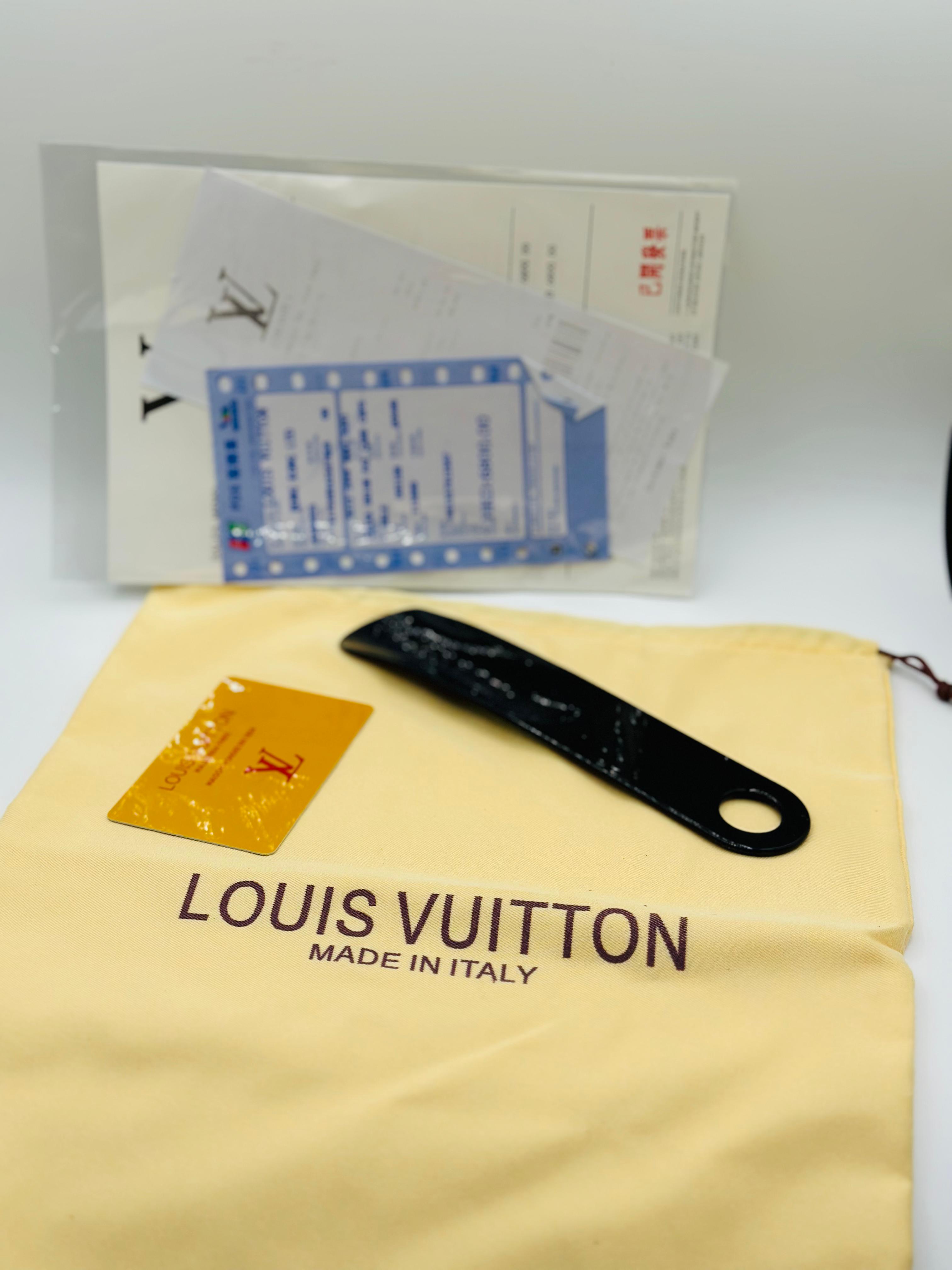 louis vuitton signature black loafers louis vuitton signature black loafers