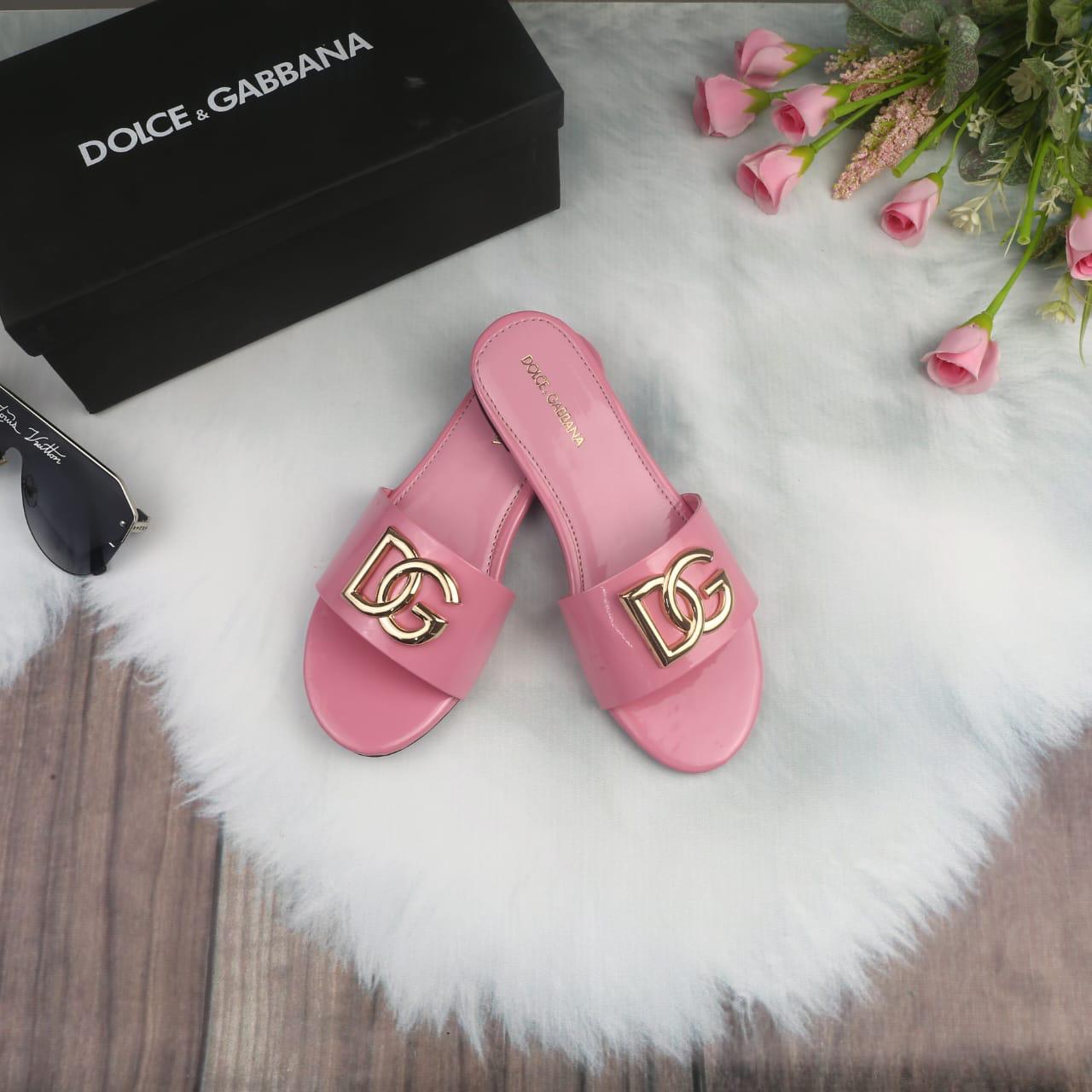 d&g women flat pink slipper with golden buckle d&g women flat pink slipper with golden buckle