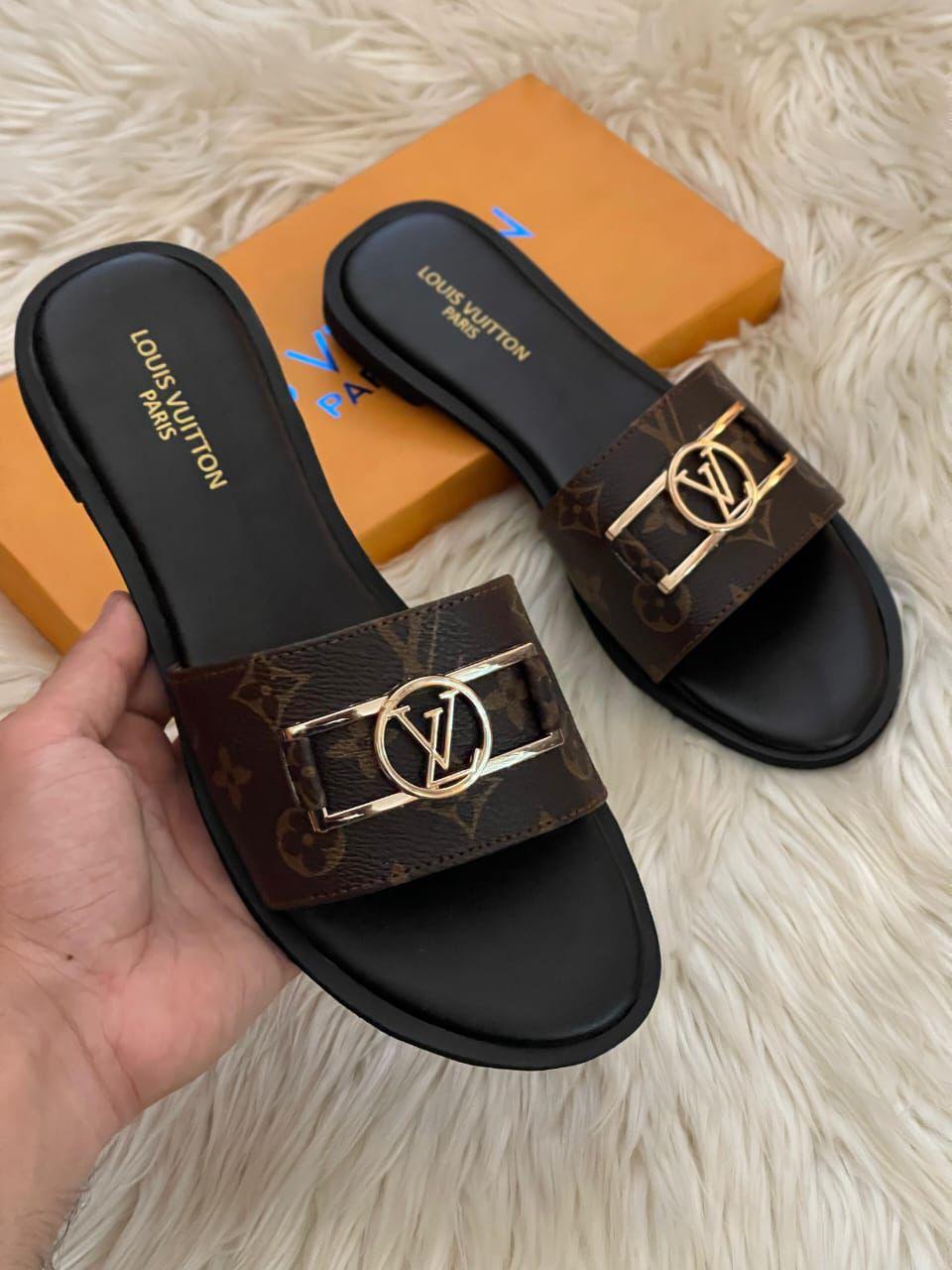 WhatsAppImage2024-12-19at16.42.29_2 LV Women Flat Printed Slipper With Buckle