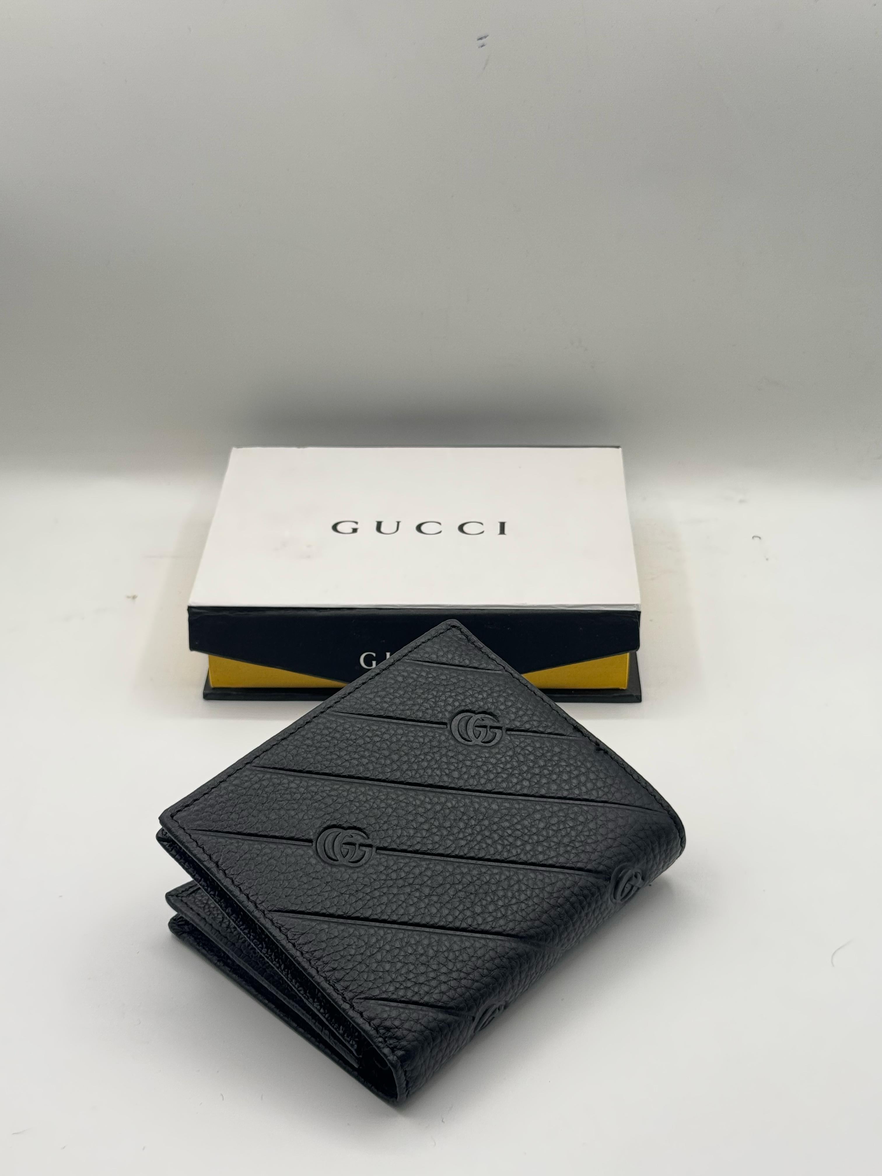 gucci book style high quality leather wallet gucci book style high quality leather wallet