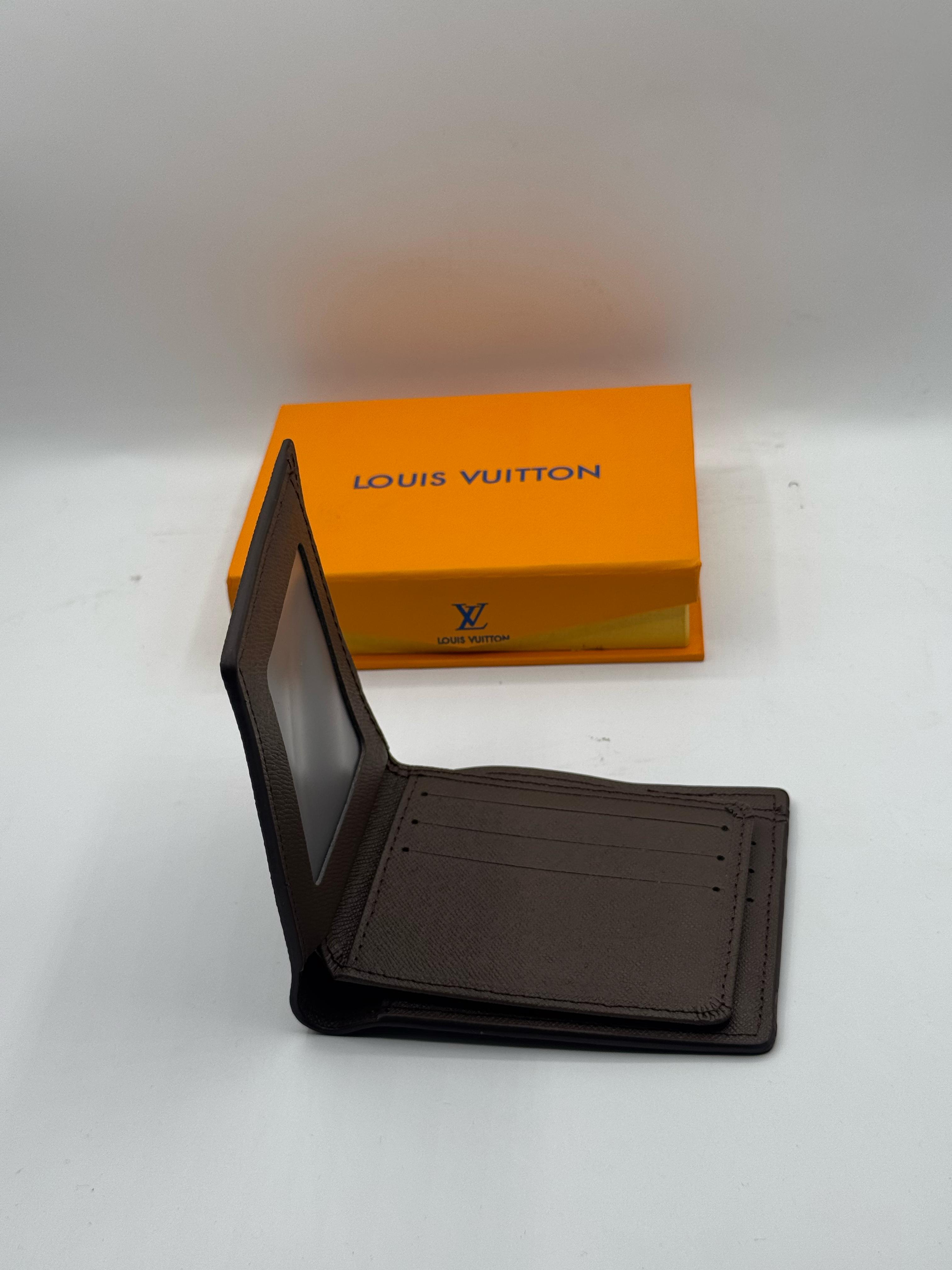 WhatsAppImage2025-04-05at14.40.35 LV Regular Style Check Printed High Quality Brown Leather Wallet - Image 3