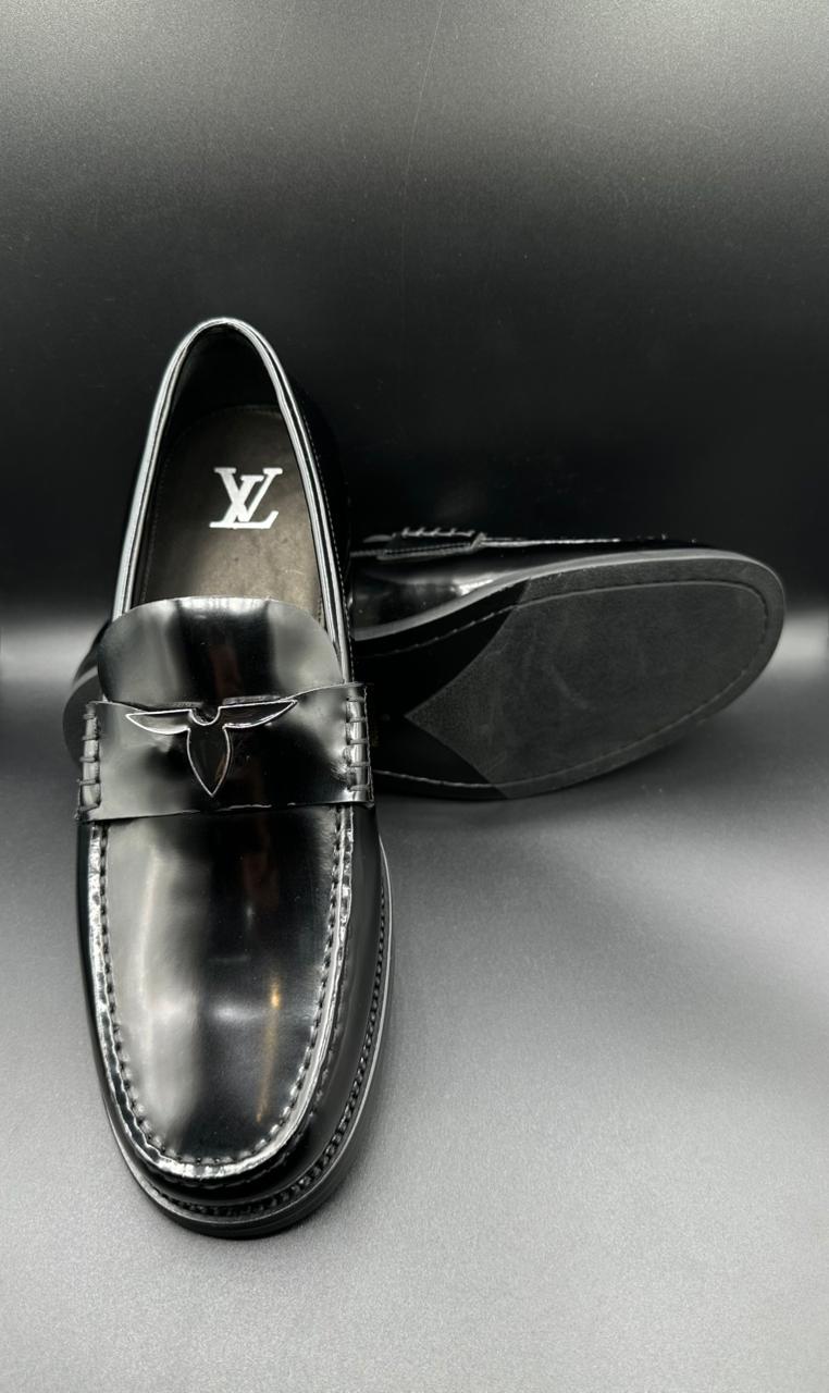 ysl women flat white slipper with logo (copy) ysl women flat white slipper with logo (copy)